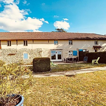 L'Adeenne Gondrin Bagian luar foto